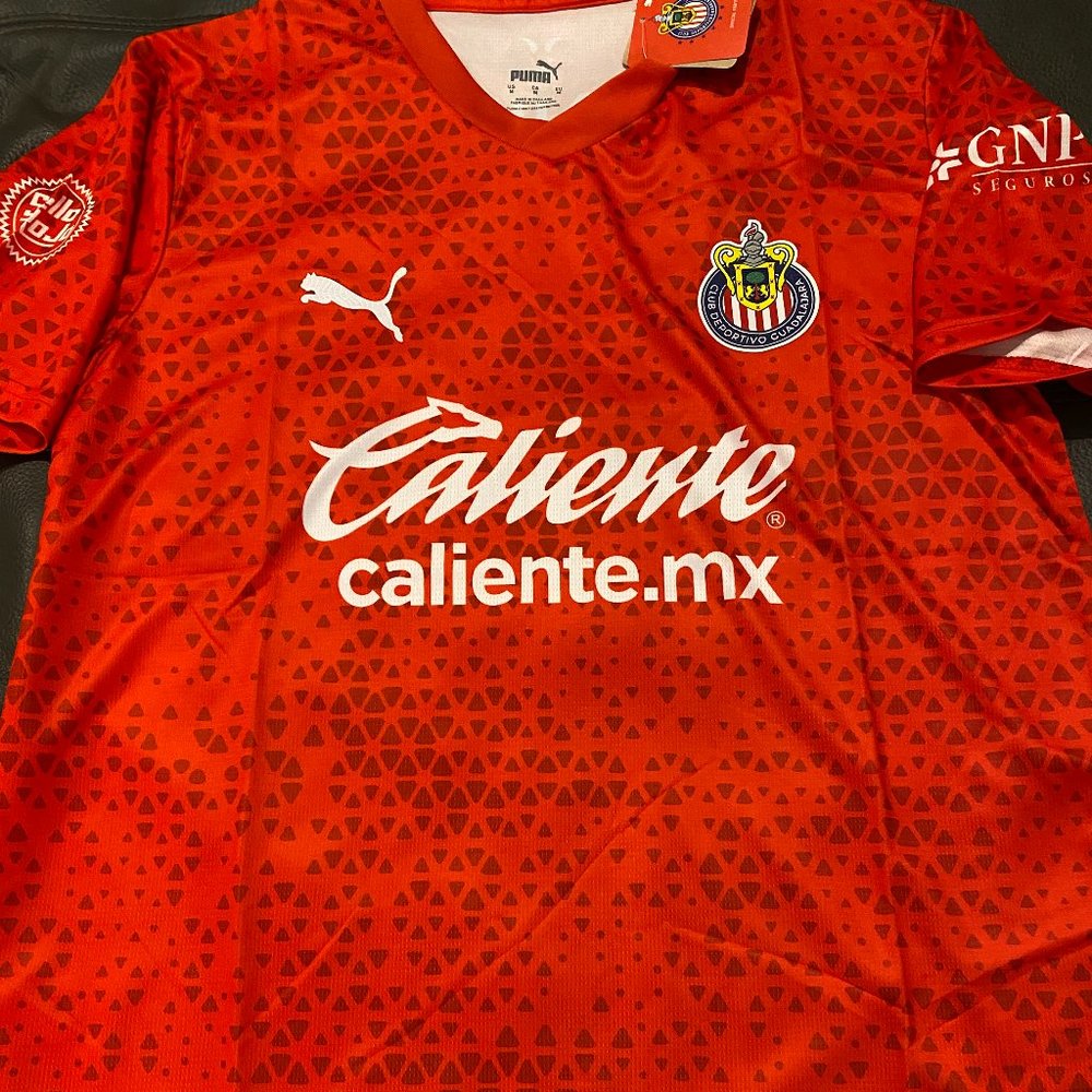 Liga MEXICO C.D. Guadalajara CHIVAS Men's JERSEY Sz M,L,XL,2XL NEW by Puma